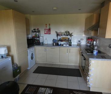 2 bedroom apartment to rent - Photo 6