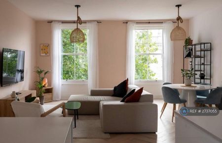 3 bedroom maisonette to rent - Photo 2