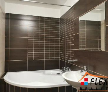 Pronájem rekonstruovaného bytu 1+kk v os.vl., 51 m - Photo 4