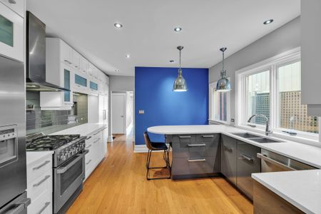 For Lease - 64 Crichton Street, New Edinburgh - Lindenlea, Ontario - Photo 2