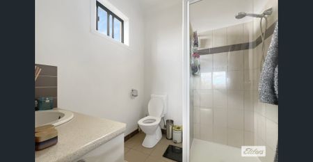 Spectacular Views only minutes from town - Photo 5