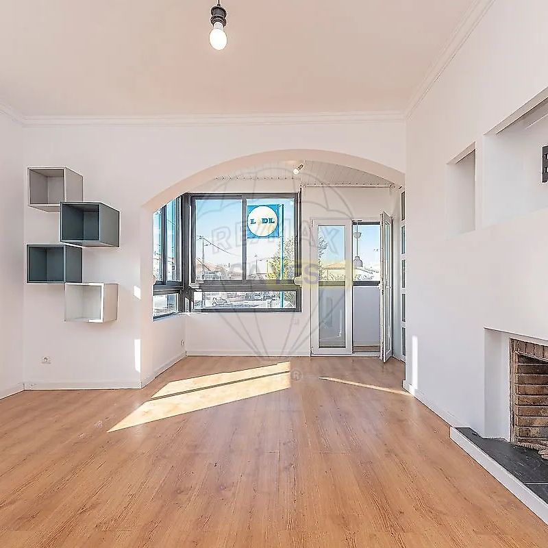 Apartment T1 in Carcavelos e Parede, Cascais - Photo 1