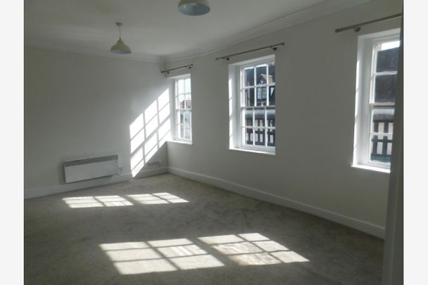 Flat 3, 21 Wyle Cop, Shrewsbury, SY1 1XB - Photo 1