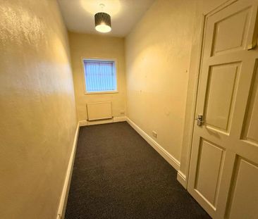 3 bedroom terraced house to rent - Photo 6