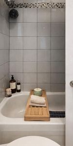 STUDIO LIBRE IMMÉDIATEMENT AU 2515 AVENUE DU COLISÉE (LIMOILOU) - Photo 4