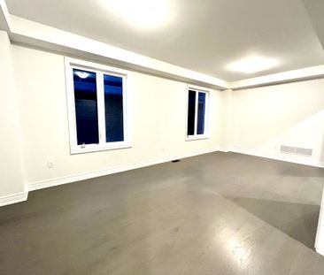 For Lease - 117 Silk Twist Drive, East Gwillimbury, Ontario - Photo 4