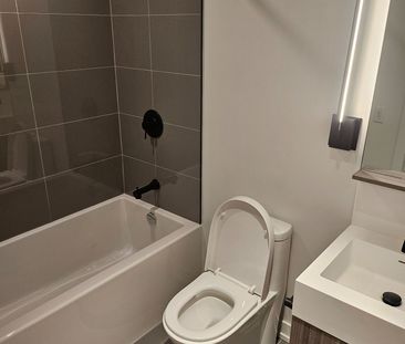 For Lease - 127 Broadway Avenue Unit# 410, Toronto, Ontario - Photo 1