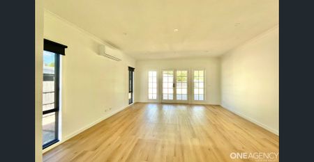 Stunning Home in Sought After Location - Photo 2