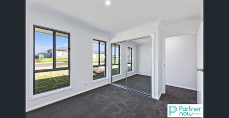 Modern Two-Bedroom Unit in North - Photo 2