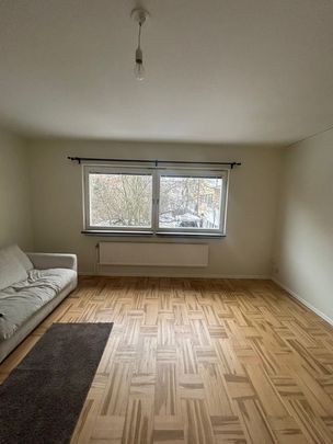 Fältvägen, Spånga - Photo 1