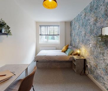 3 bedroom flat to rent - Photo 1
