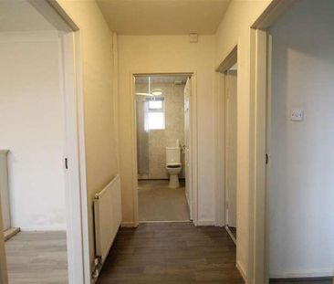 Manor Drive, Featherstone, Pontefract, WF7 - Photo 1