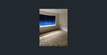 3 Bedroom home close to Town - Photo 5