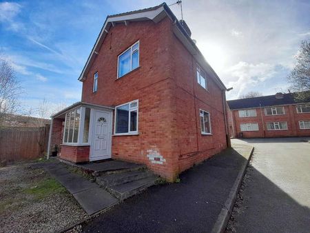 Barratt Close, Stoneygate, Leicester, LE2 - Photo 2