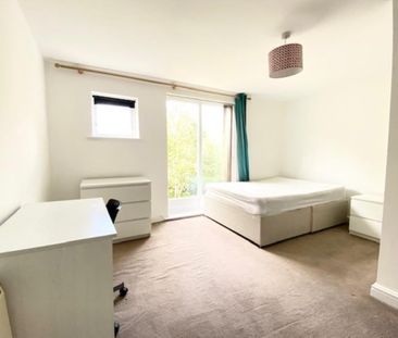 3 bedroom apartment to rent - Photo 2