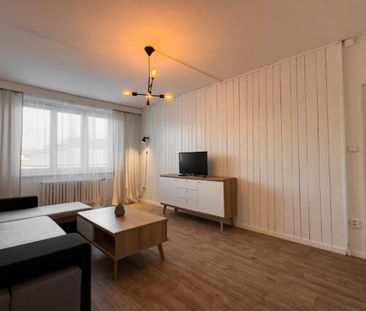 Pronájem bytu 3+1 84 m² - Fotografie 2
