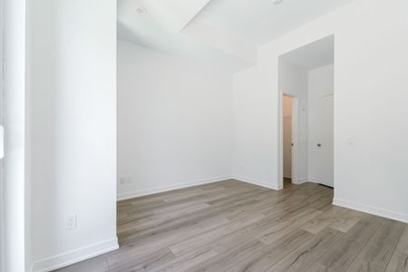 For Lease - 3020 Trailside Drive Unit# 131, Oakville, Ontario - Photo 4