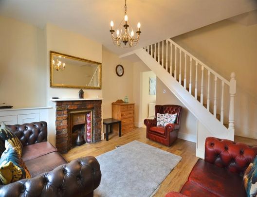 2 Bedroom Terraced To Let - Photo 1
