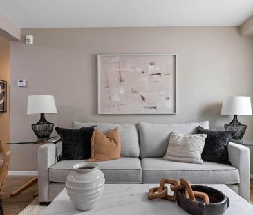 One Bedroom One Bath - Photo 2