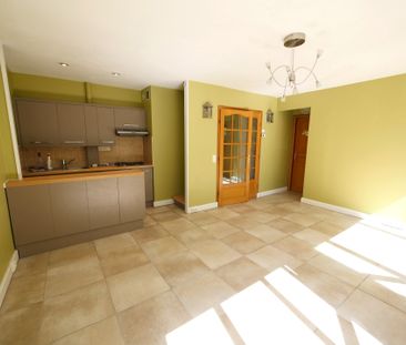 Appartement - 2 pièces - 37,86 m² - Suresnes - Photo 2