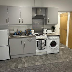Unit D (Long Term Let), 62 Eglinton Street, Portrush, (Long Term Let), BT56 8DZ - Photo 3