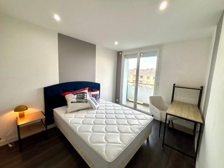 Location Appartement 1 pièce 65m² ANGERS 49000 - Photo 4