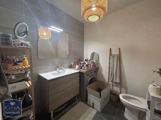 Location Appartement 2 pièces 39m² ST MARTIN D HERES 38400 - Photo 1