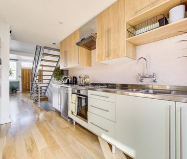 Combermere Road, London SW9 - Photo 1