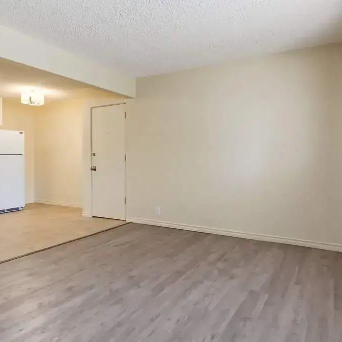 2 Bedroom - Photo 1
