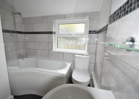 2 bedroom terraced house to rent - Photo 5