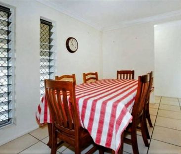 Large Family Home Minutes to Excellent Schools. - Photo 4