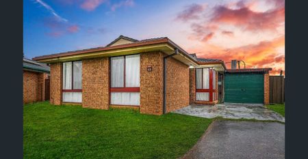 Stylish 3-Bedroom property in Mount Druitt - Photo 3