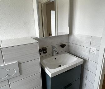 Ruhige und sonnige 3-ZW à 83 m² im 1. OG - Photo 5