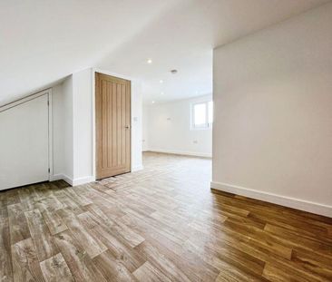 3 bedroom semi-detached bungalow to rent - Photo 1