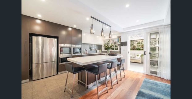 Spectacular views from private roof top terrace - Photo 1