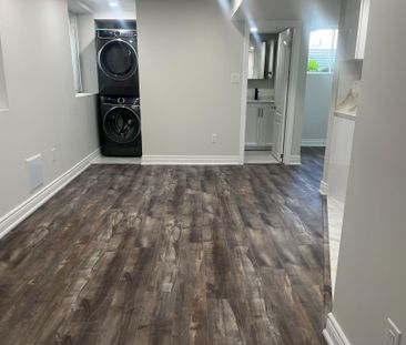 For Lease - 81 Phoenix Boulevard, Barrie, Ontario - Photo 1