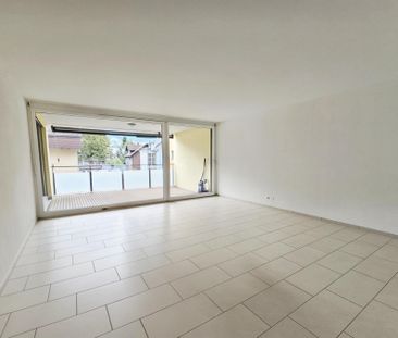 Helle und moderne 4½-Zimmer-Wohnung an zentraler Lage - Foto 1