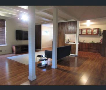35 King William Street, Bayswater, WA 6053 - Photo 3