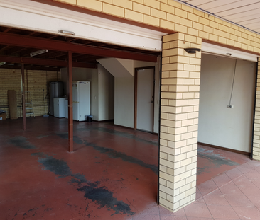 8 Sasha Street, Robertson, QLD - Photo 6