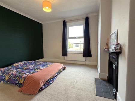 2 bedroom house to rent - Photo 2