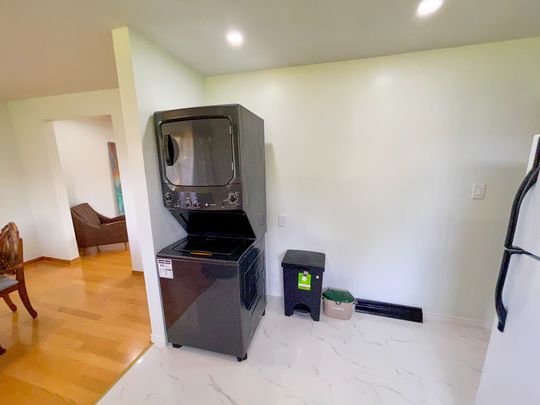 For Lease - 4 VALLEY Road, St. Catharines, Ontario - Photo 1