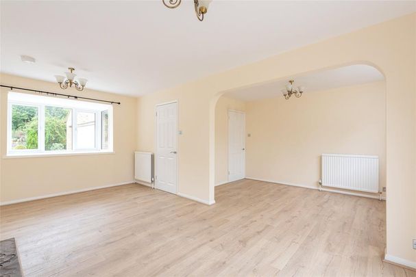 4 bedroom detached house to rent - Photo 1