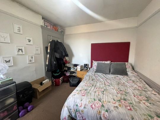 1 bedroom barn conversion to rent - Photo 1