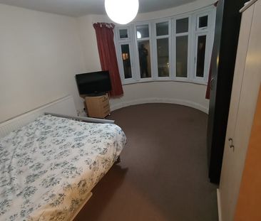 Room in a Shared House, Elmcroft Crescent, NW11 - Photo 6
