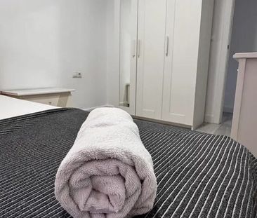 Avenida de Carlos Haya, Málaga, Andalusia 29010 - Photo 3