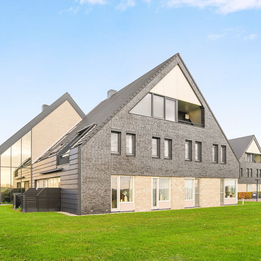 Hof van Leerbroek 13, 4245LD Leerbroek - Photo 1