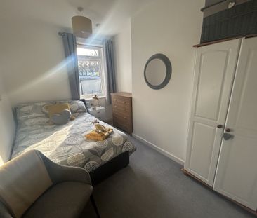 Stafford Street, Swindon - Photo 4