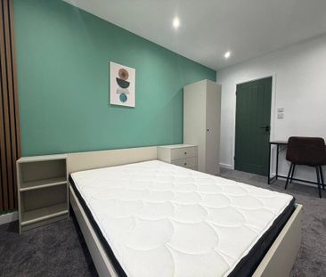 1 bedroom in a house share to rent - Photo 6