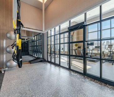 For Lease - 395 Dundas Street Unit# 819, Oakville, Ontario - Photo 3