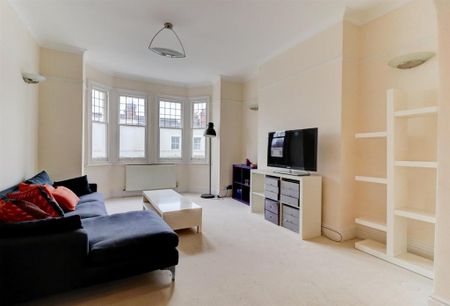 2 bedroom apartment to rent - Photo 2